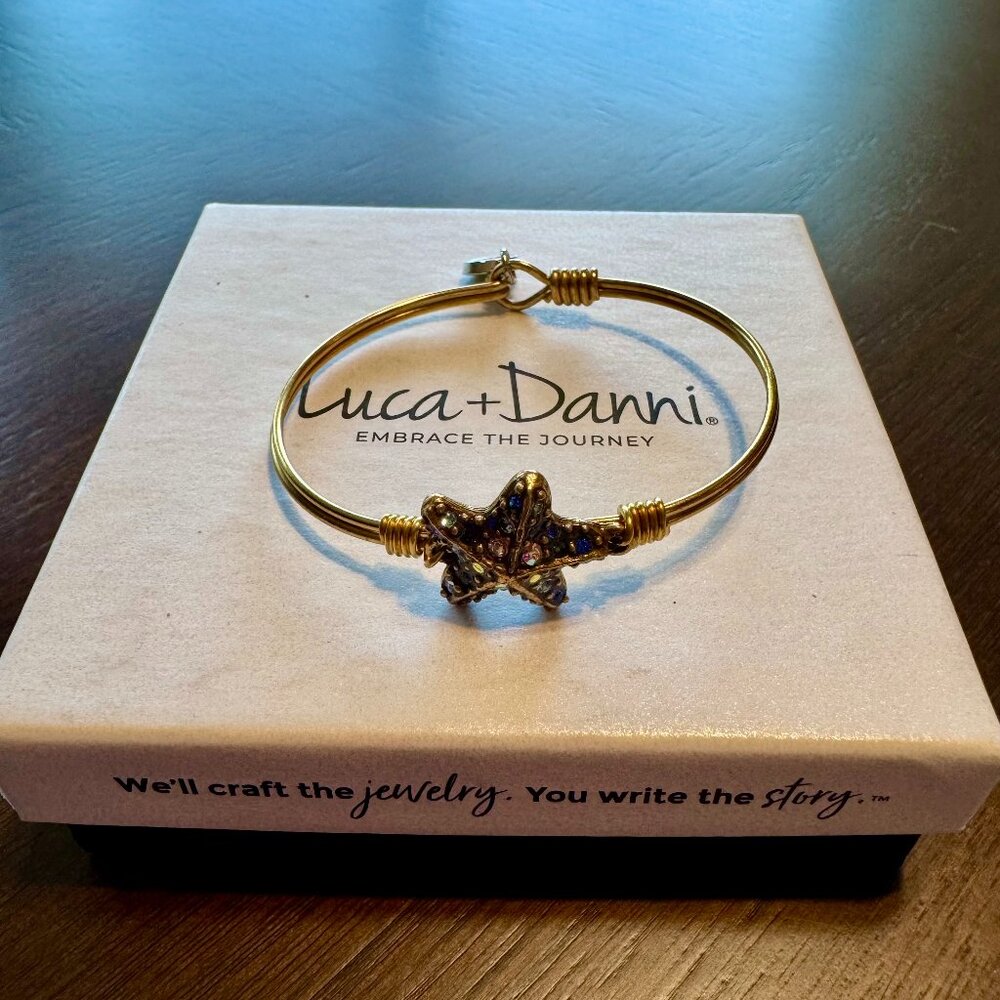 NWT Luca + Danni Starfish bracelet